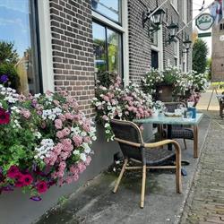 Herbergh Het Wapen van Friesland, Easterlittens openingstijden