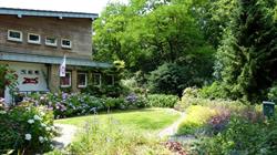 Bed & Breakfast Nummer ZES, Plasmolen openingstijden