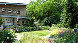 Bed & Breakfast Nummer ZES, Plasmolen openingstijden