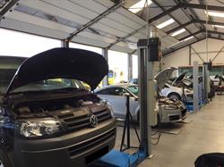 Garage G Thomas, Oldetrijne openingstijden