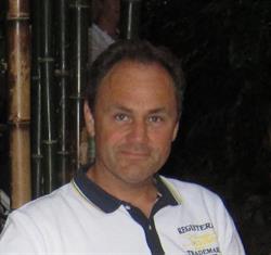 Auto Bouwmans Someren, openingstijden