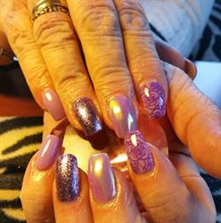 Creative Nails Cebine, Leiden openingstijden