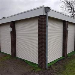 Staro Rolluiken, Oss openingstijden