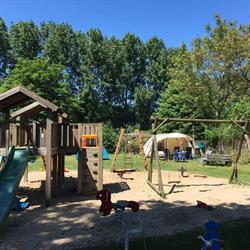 Vof. Minicamping 't Vressels Bos, Sint-Oedenrode openingstijden