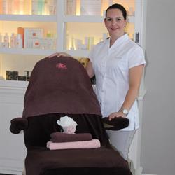 Schoonheidssalon Ibolya, Emmen openingstijden