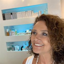 Huidverzorgingsinstituut Esthetique, Maastricht openingstijden