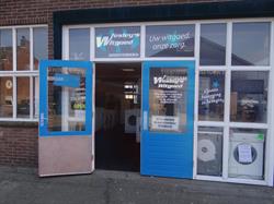 Wesley's Witgoed, Grootebroek openingstijden