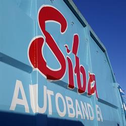 Siba Autobanden B.v., Uden openingstijden