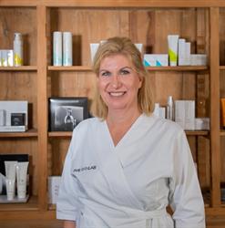 Praktijk Huid en SoftLaser Therapie Marieke van Dinther, Haren openingstijden