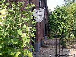 Bed and Breakfast Appeltern, openingstijden