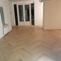 Dali Woningstoffering, Koedijk openingstijden