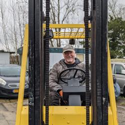 De Sloepenmakelaar, Weesp openingstijden