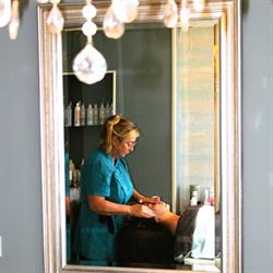 All over Beauty, Grootebroek openingstijden