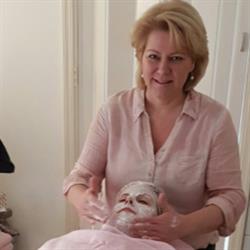 Beautysalon Gerrie, Laren openingstijden