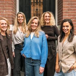 Verloskundigen 101, Amsterdam openingstijden