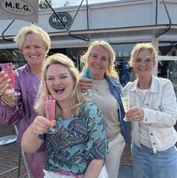V.o.f. M.e.g. Mode, Tuitjenhorn openingstijden