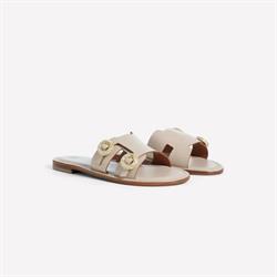 Van Weert Chaussures & Accessoires, Born openingstijden