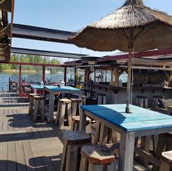 Strandcafé "de Meiden", Brielle openingstijden