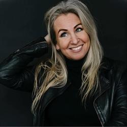 Suzanne van Veen, Breda openingstijden