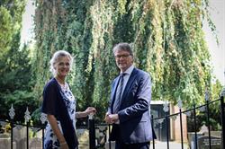 Uitvaart Van Dijk, Hasselt openingstijden