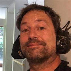 Eric van der Ven Parketlegservice, Menaam openingstijden