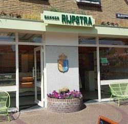 Bakkerij Rijpstra, Nes openingstijden