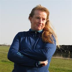 Ruitershop Agnes, Stiens openingstijden