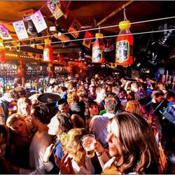 Bo & T. Café Bubbels Bv, Amsterdam openingstijden