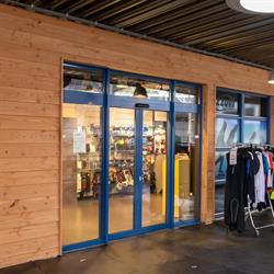 Azzuri Schaatssport, Breda openingstijden