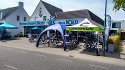 Van Boxel Tweewielers, Galder openingstijden