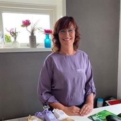99 Lifestyle uw beautycoach, Zwaag openingstijden