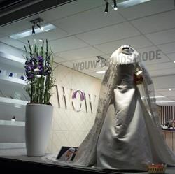 Wouw Bruidsmode, openingstijden