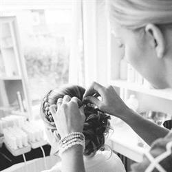 Bij Anouk - Haarcreatie, Heerenveen openingstijden