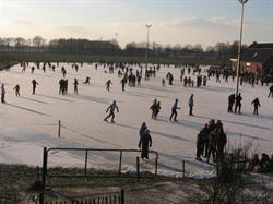 IJsbaan Lievelde, openingstijden