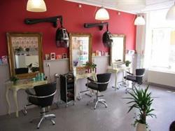 Kapsalon Haarzaak, Vlissingen openingstijden