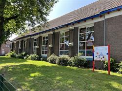 Lugtmeijer openbare basisschool Meester, Apeldoorn openingstijden