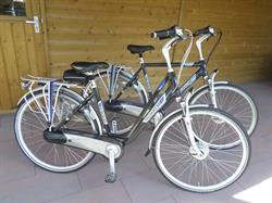 Fietsen Service van Mersbergen, Genderen openingstijden