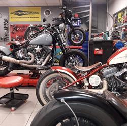 Bikertools, Bavel openingstijden