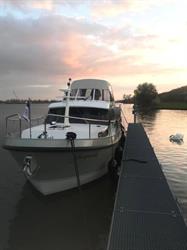 Delos Yachtcharter, IJsselstein openingstijden