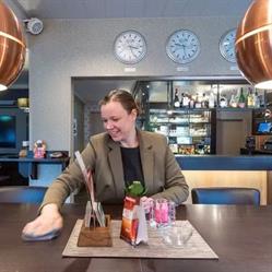Hotel Café Restaurant Prinsen, Haarlo openingstijden