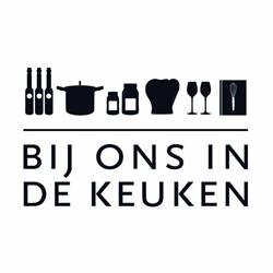 Bij ons in de keuken, Houten openingstijden