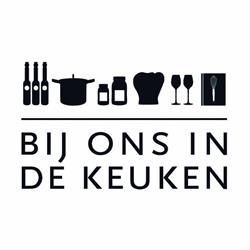 Bij ons in de keuken, Houten openingstijden
