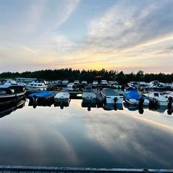 Jachthaven Reiderhaven, Beerta openingstijden
