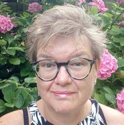 Ieder Op Eigen Wijze, Sassenheim openingstijden