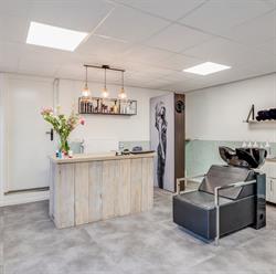 Puur Haarmode & Make-Up ?, Tienray openingstijden