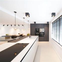Smits Keukencentrum Uitgeest B.v., openingstijden