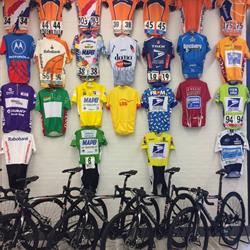Max van Heeswijk Bikes ( Wielersport ), Rijen openingstijden