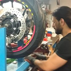 First Motors, Diemen openingstijden