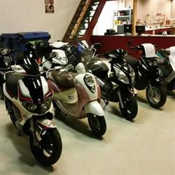 Vliet J van Brommer en Scooter Onderhoud, Bodegraven openingstijden