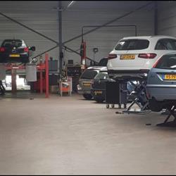 Budgetbanden & Autoservice Breda, openingstijden